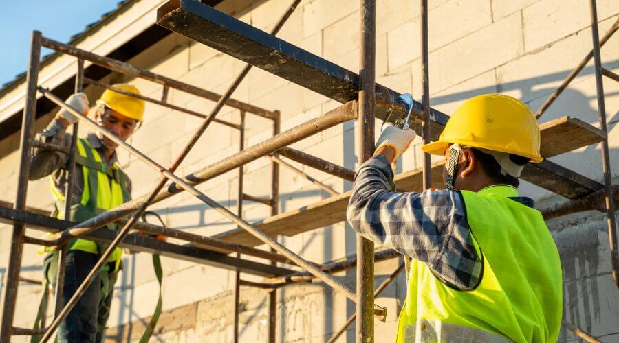 Professional fairlawn roofing services in Roaring Springs, TX